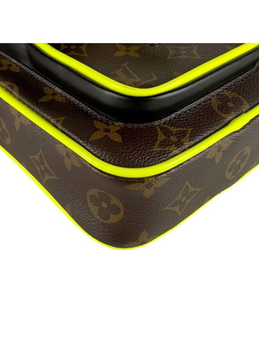 Louis Vuitton Shoulder Bag Monogram Macassar Christopher Wearable